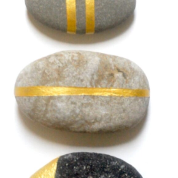 Hand Painted Gold Stone River Rocks - Picture 1 of 11